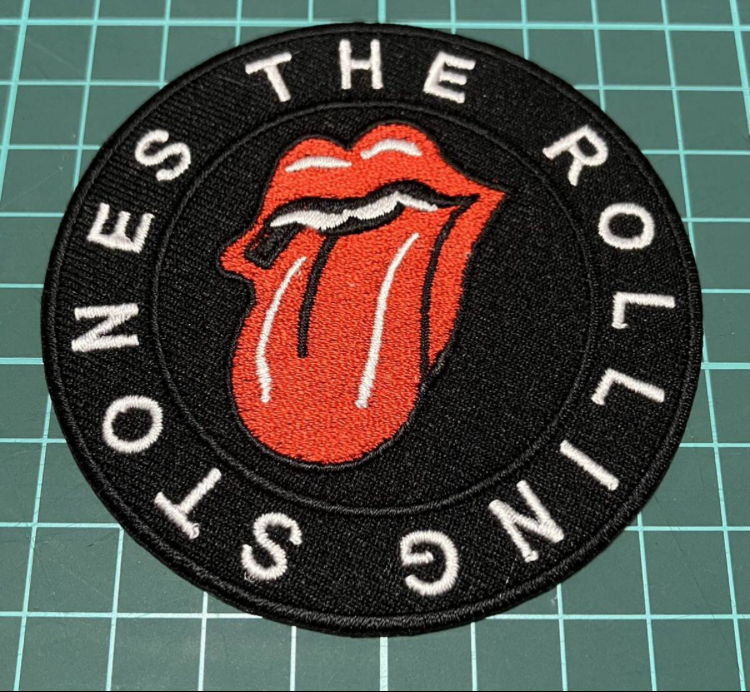 アイロン 接着 刺繍 ワッペン!ローリングストーンズ 丸型 黒!バンド ロックバンド グッズ ワンポイント 音楽 洋物 洋楽拍卖