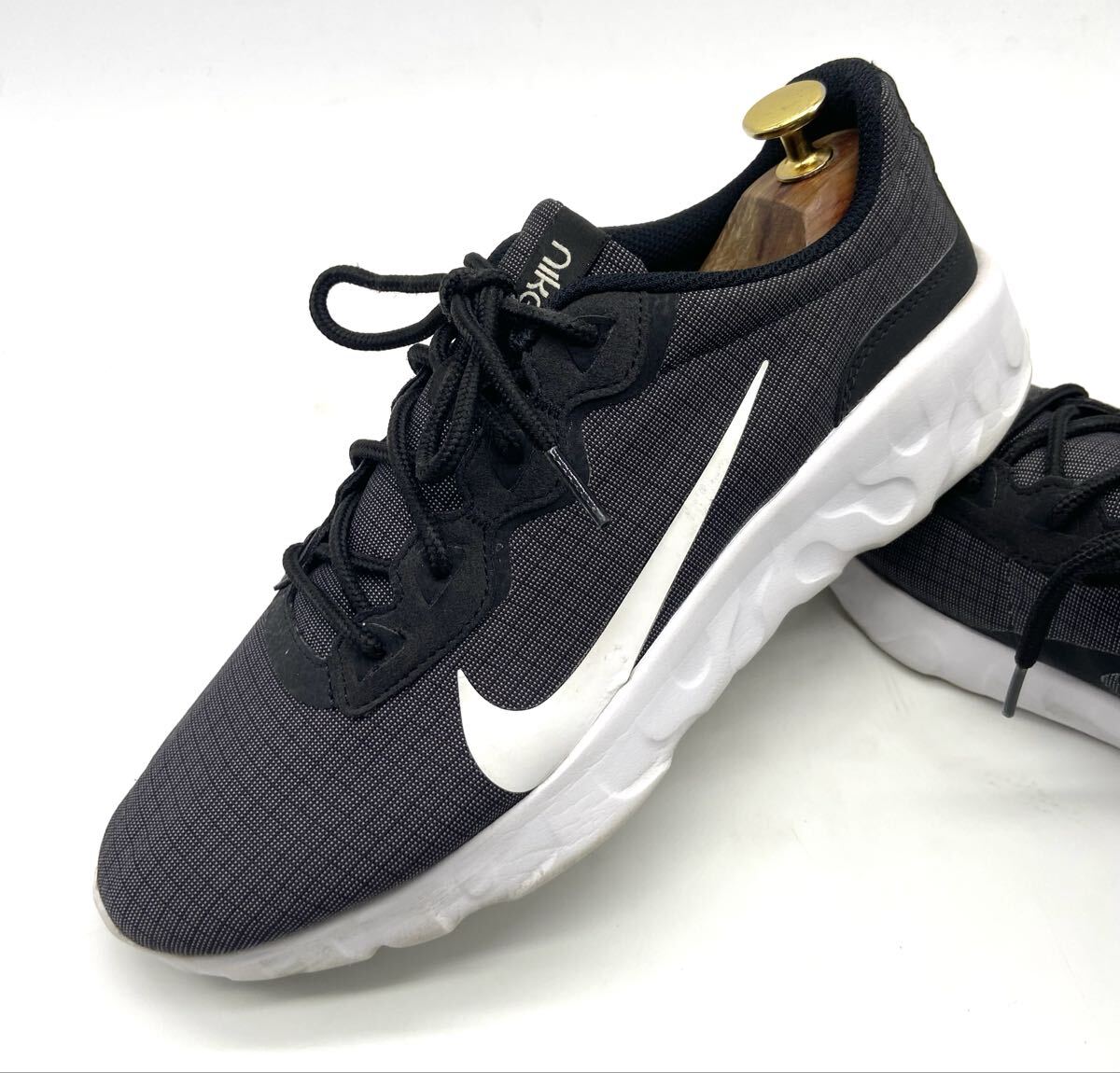 【ナイキ/エクスプローラーストラーダ/CD7093-001】高級ランニングシューズ!ブラック×ホワイト/jp27cm!衝撃プライス!8/13拍卖