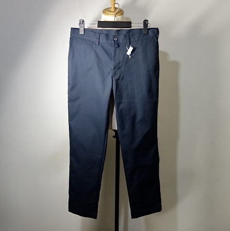 TK 新品 24s マッキントッシュフィロソフィー テーパードスリムパンツ テクノチノ 40 ダークネイビー ストレッチパンツ拍卖