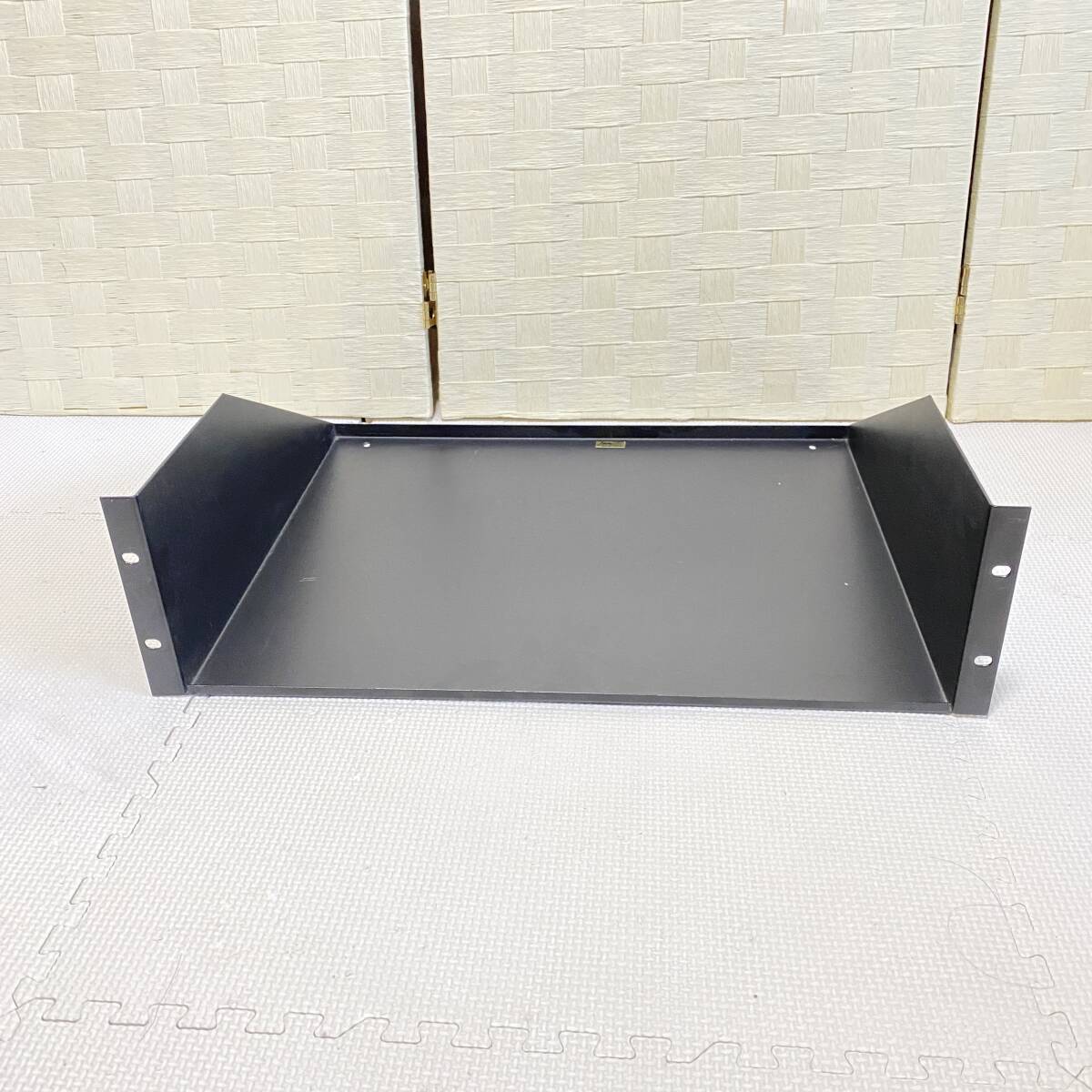 即決☆ MIDDLE ATLANTIC 3U ラック マウントトレー 奥行約37.0㎝ アクセサリー エフェクター 収納 トレイ PA機器 機材ケース 【現状品】 ①拍卖