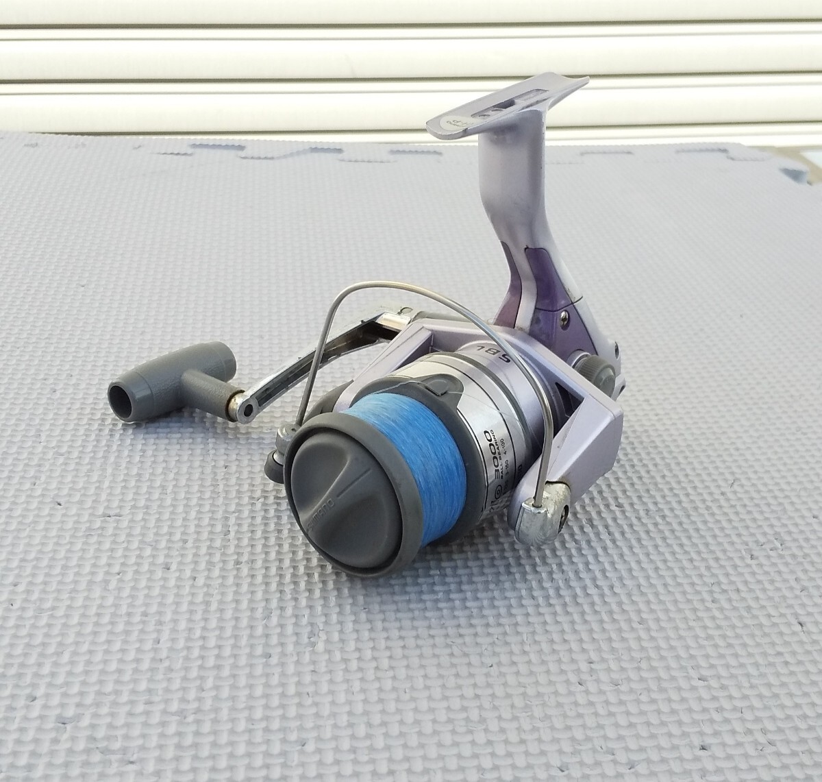 SHIMANO スピニングリール Alivio 3000 BALL BEARING 釣り リール 海 防波堤 川 池 磯 シマノ レトロ アリビオ拍卖