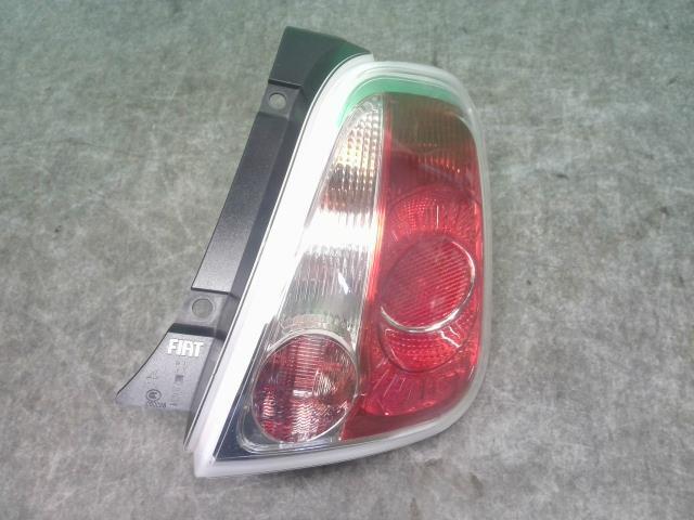 アバルト 595 ABA-312141 右テールランプ 595 コンペティツィオーネ スコルピオ拍卖