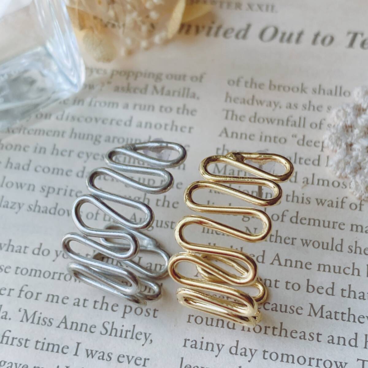 ピアス ゴールド×シルバー メタルワイヤー 未使用☆vintage jewelry accessoriesR0952拍卖