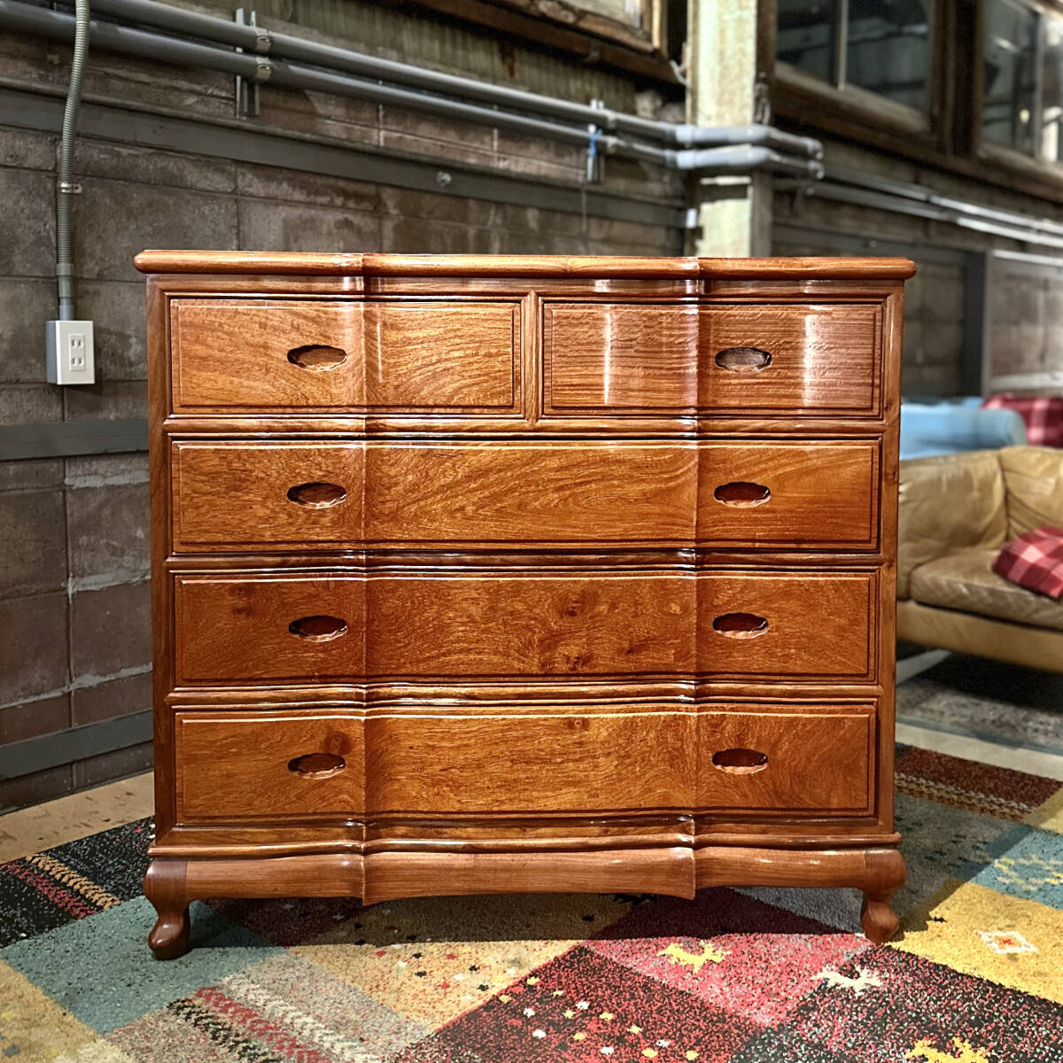 タンス 花梨 無垢材 4段5杯 アンティーク調 箪笥 ドロワー 猫脚チェスト拍卖