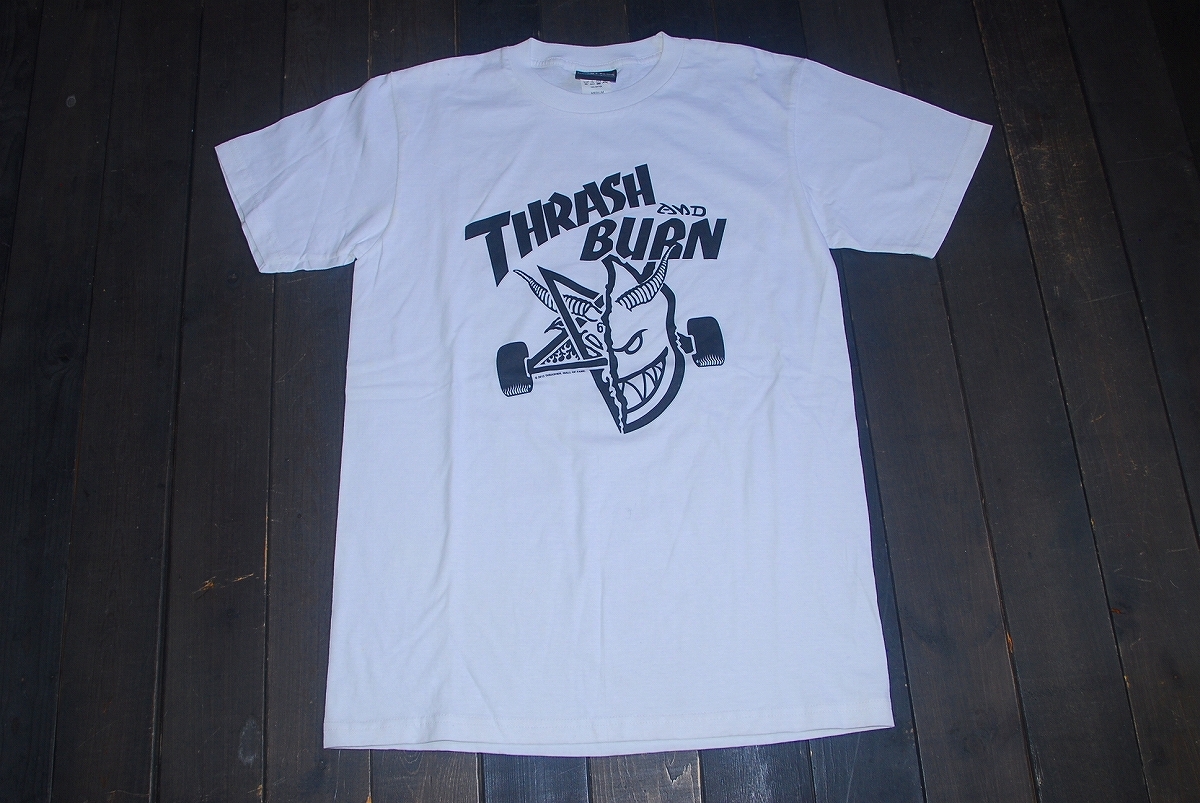 ATT5★形とても良い!★おしゃれなTシャツ★白/ホワイト★М★倉庫保管の未使用品★存在感抜群!★半袖Tシャツ★シルエット抜群!拍卖