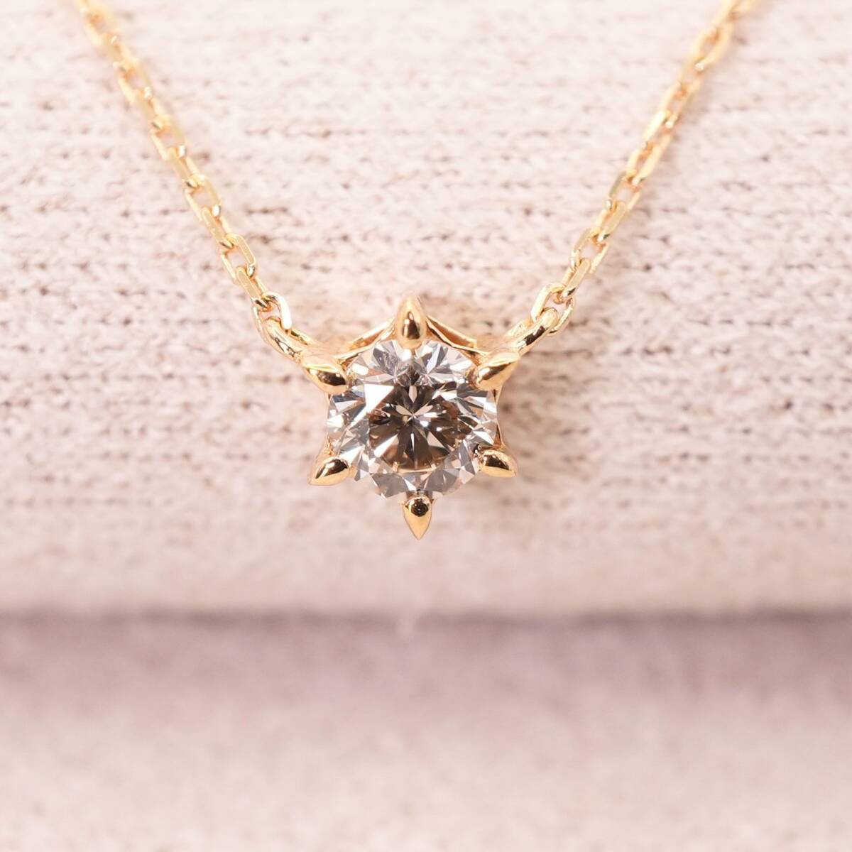 美品 アガット 0.15ct 一粒ダイヤ ネックレス K18/24-3285拍卖