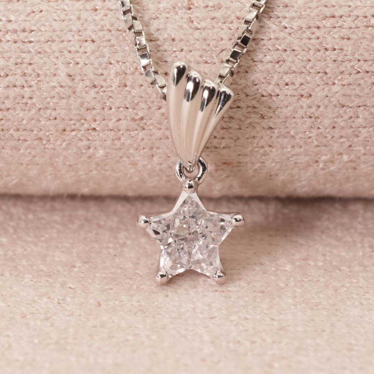 希少 スターシェイプ ダイヤ 0.288ct プラチナ ネックレス/25-719S拍卖