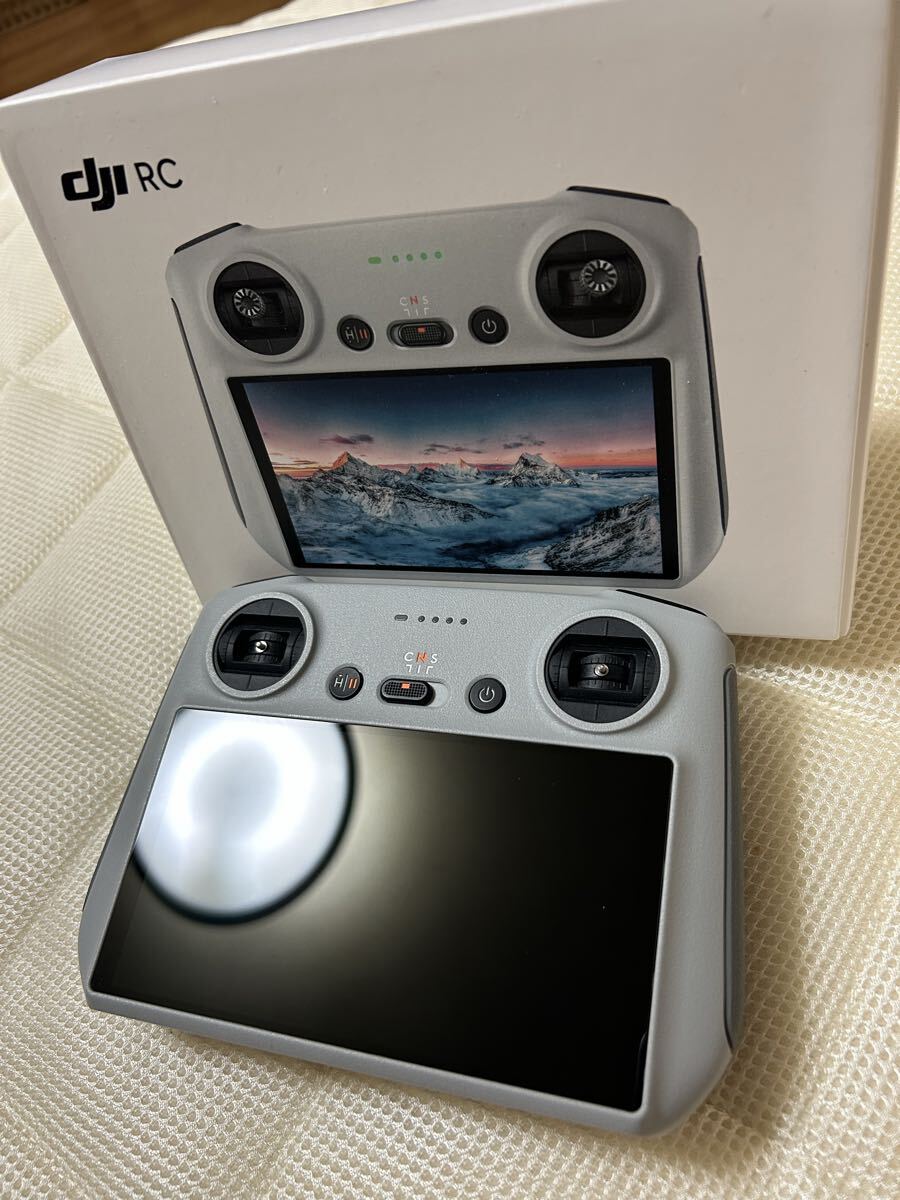 ほぼ未使用 DJI RC RM330 コントローラー 送信機 プロポ MINI3 AIR2S MAVIC3 高輝度モニター付き送信機 ミニ3 マビック3拍卖