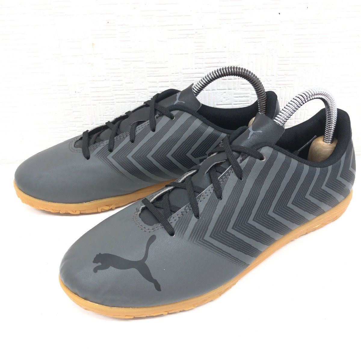 ●美品 PUMA プーマ タクト2 インドアコート トレーニングシューズ 23cm グレー サッカー フットサル 屋内コート用 キッズ ジュニア拍卖