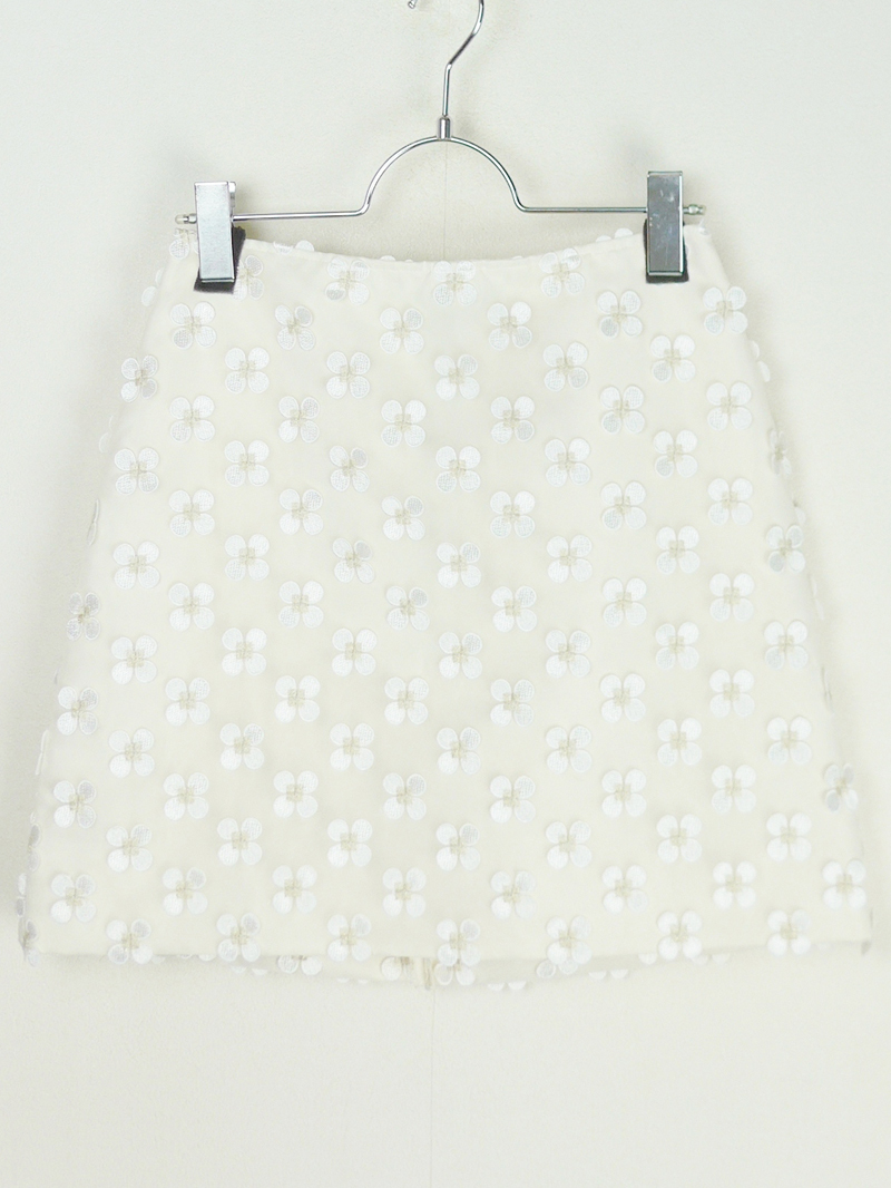 yori shirocon ヨリ シロコン 24AW cloverミニスカート34 ホワイト オーガンジー クローバー レース刺繍拍卖
