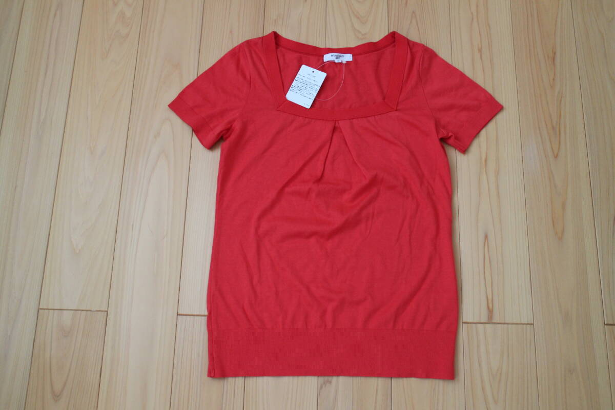 【素敵コスパ♪】新品人気*NATURAL BEAUTY BASICナチュラルビューティーベーシック*大人可愛いレトロスクウェアコットンニットTシャツM赤拍卖