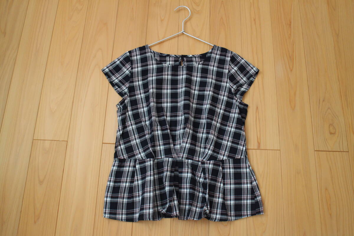 【素敵コスパ♪】今旬*indexインデックス2*清楚で涼し気大人チェックコットンブラウストップス ㈱ワールドLネイビー フレンチスリーブ人気 拍卖