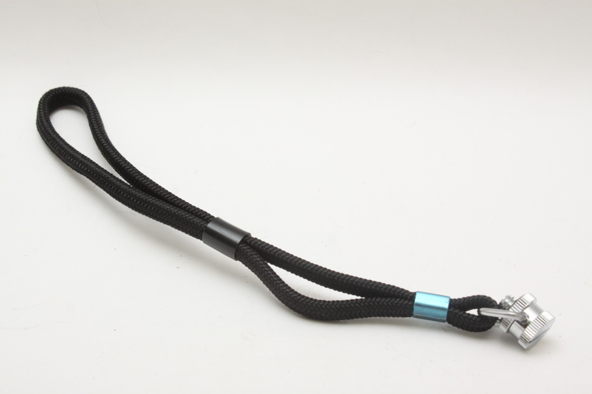 ※ 新品 ストラップ ハンドストラップ ビンテージ キャノン demi 他 フジカコンパクト 35 他 BANDSTRAP 黒 メーカー不明 KA0655拍卖