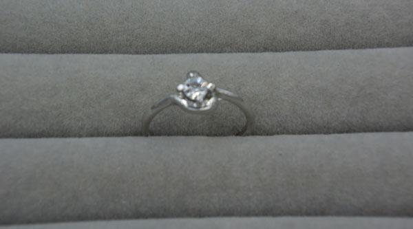 (■35)ラインストーンのついた銀色のリング拍卖