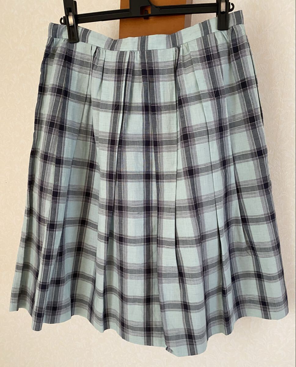 マーガレット ハウエル MARGARET HOWELL スカート サイズ Ⅲ (L相当)日本製 紺色と水色のチェック拍卖