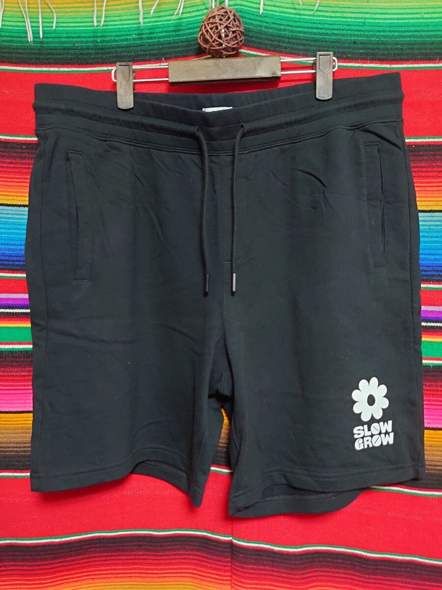 H&M エイチアンドエム デイジー SLOW GLOW プリント スウェット ハーフパンツ 未使用 US XLサイズ ブラック ホワイト拍卖