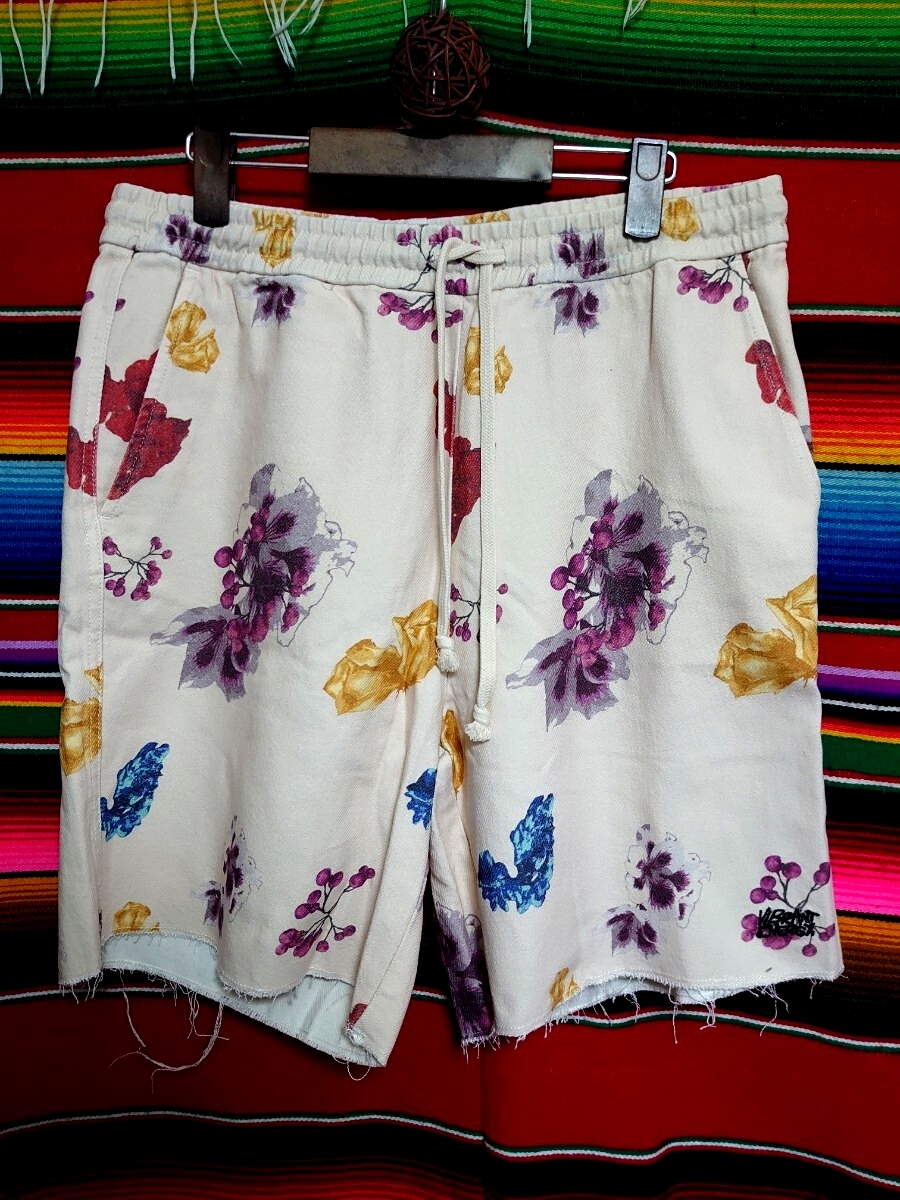 ZARA ザラ フラワープリント コットンツイル カットオフ リラックス ハーフパンツ 未使用 USA Lサイズ オフホワイト マルチカラー花柄拍卖