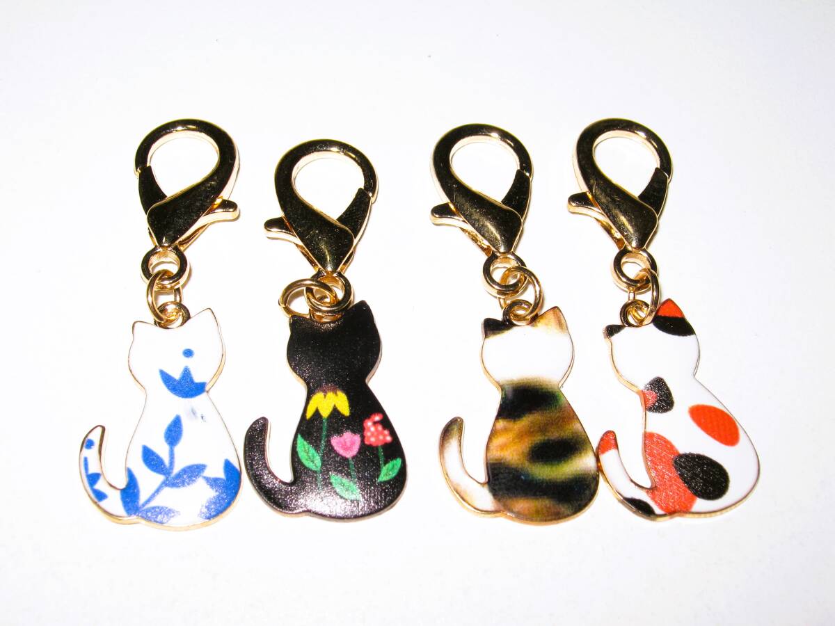 【後ろ姿 にゃんこ キーホルダー 4種類】G 猫 ねこ ストラップ キーチャーム 可愛い 上品 キーリング プレゼント 小型 ミニ ペット拍卖