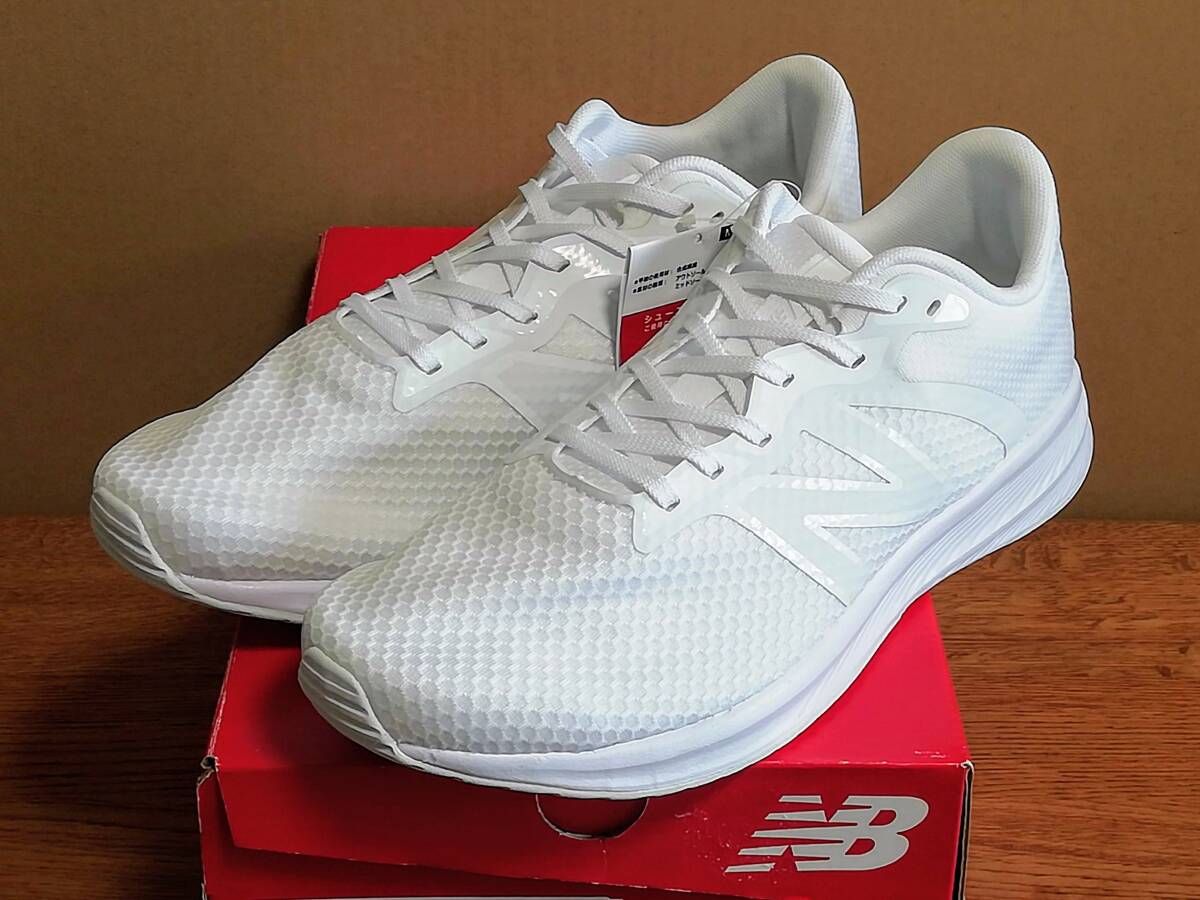 ☆ 新品未使用 ニューバランス M413WW2 27.5cm ワイズ2E拍卖