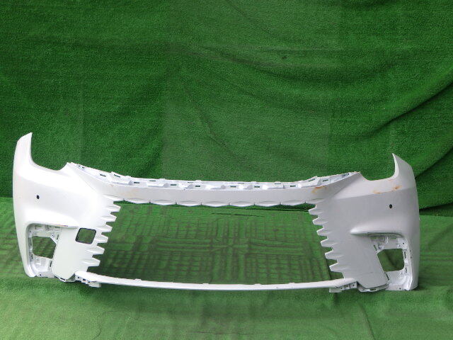 MAYH10 MAYH15 レクサス LBX 純正フロントバンパー 白 パール 52119-52F10拍卖