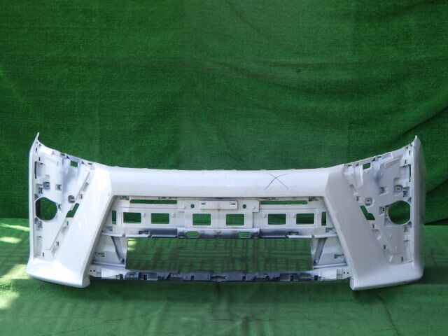 ZWR80W ZRR80W ZRR85W 後期 ヴォクシー ZS ハイブリッドZS 純正フロントバンパー ボクシー 白 パール 52119-28L20拍卖