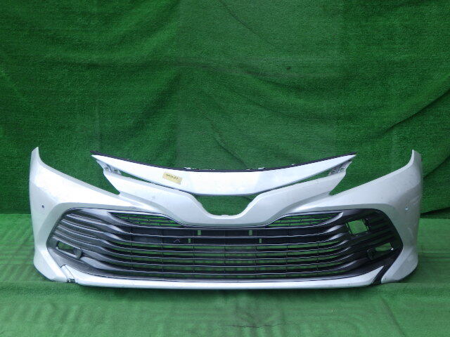 AXVH70 AXVH75 カムリ 純正フロントバンパー おまけ ロアグリル付 白 パール 52119-33A50拍卖
