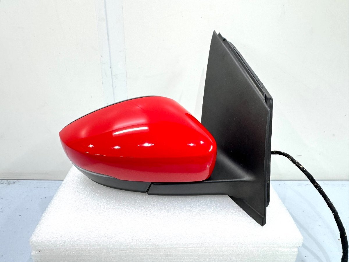 VWフォルクスワーゲン ポロ 6RCBZ 2013 純正ドアミラー 右 配線8本 赤 (G73-79)拍卖