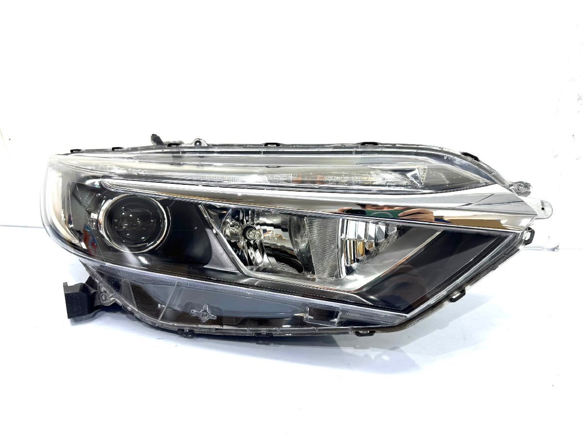 ホンダ シャトル GK8/9 純正 右 ハロゲンヘッドライト STANLEY W2384 刻印E0 (Z29-28)拍卖