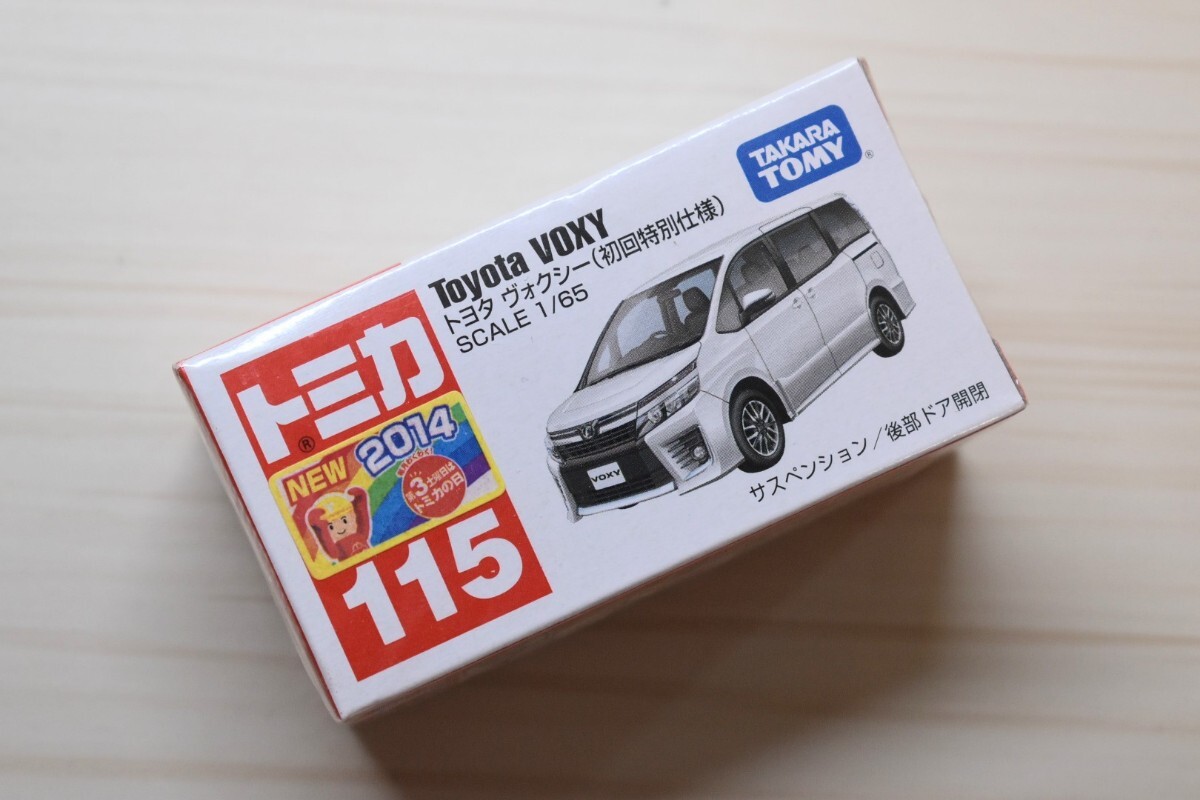【新品未開封】トミカ No.115 トヨタ ヴォクシー 初回特別仕様拍卖
