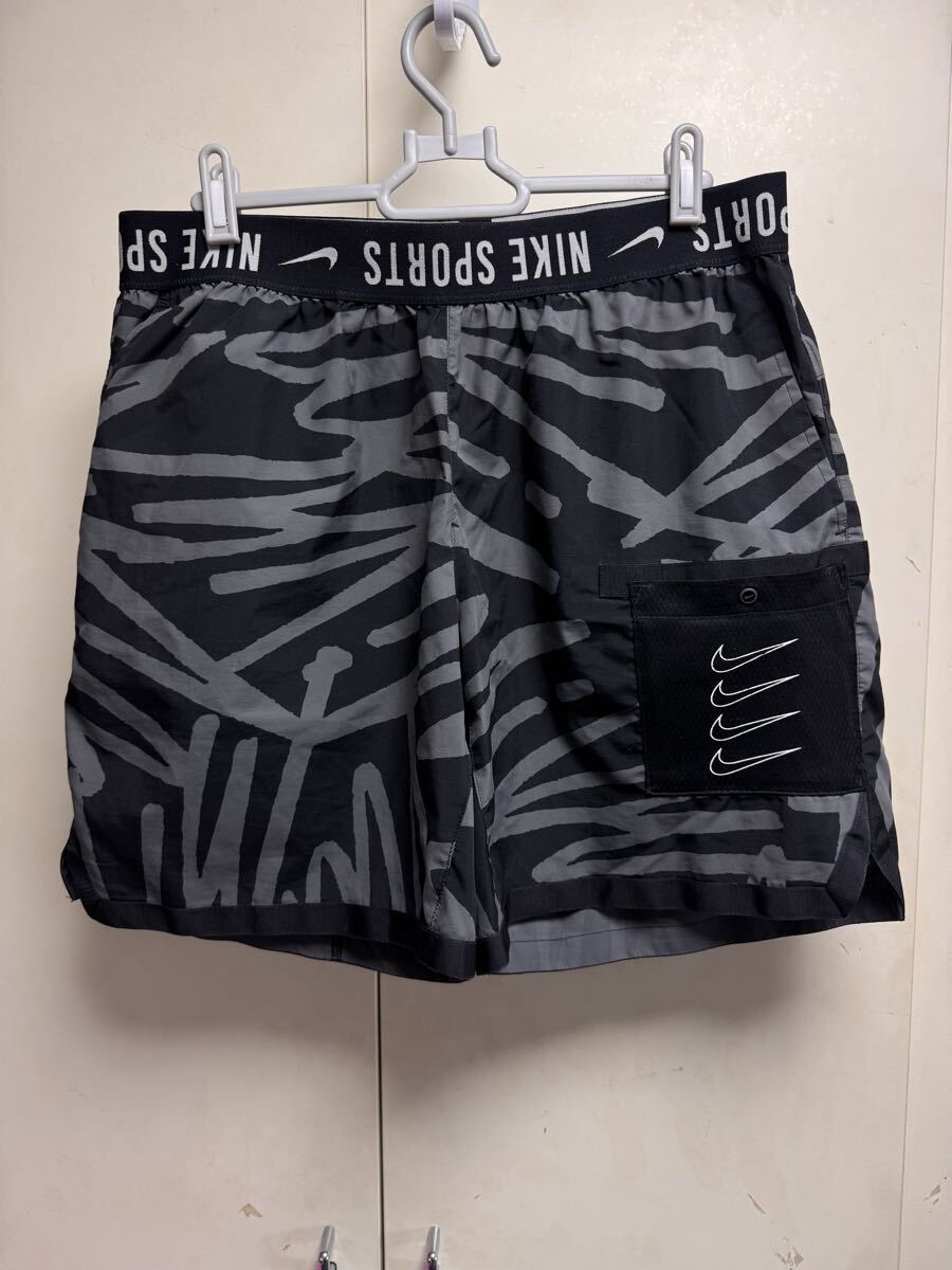 送料格安スピード発送!良品★NIKEナイキランニングパンツインナー無しスウォッシュ4本★Lサイズジョギング登山トレランマラソン拍卖