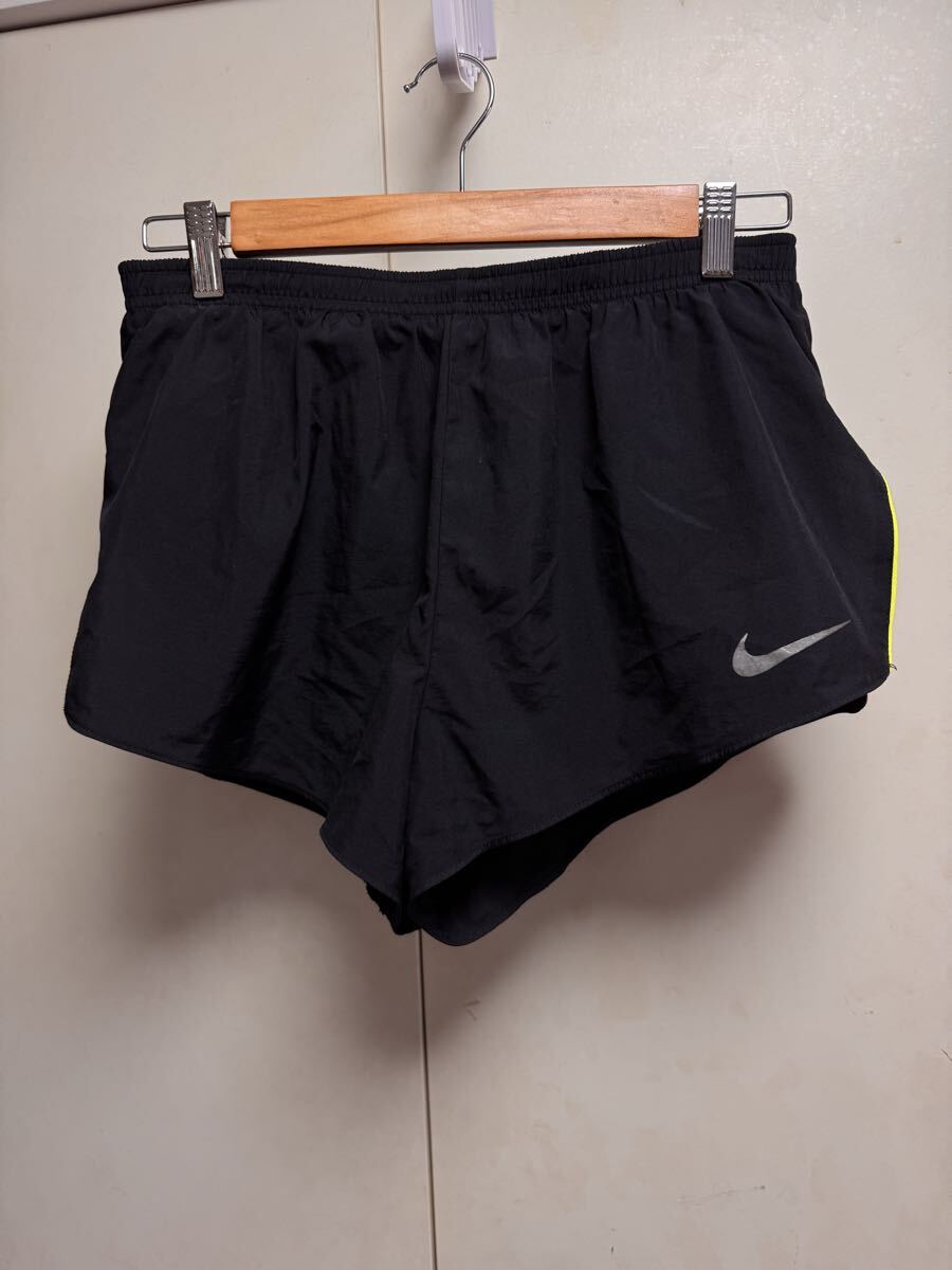 送料格安スピード発送!美品★NIKEナイキランニングショートパンツインナー付き黒XLサイズ★ジョギング陸上登山トレランマラソン拍卖
