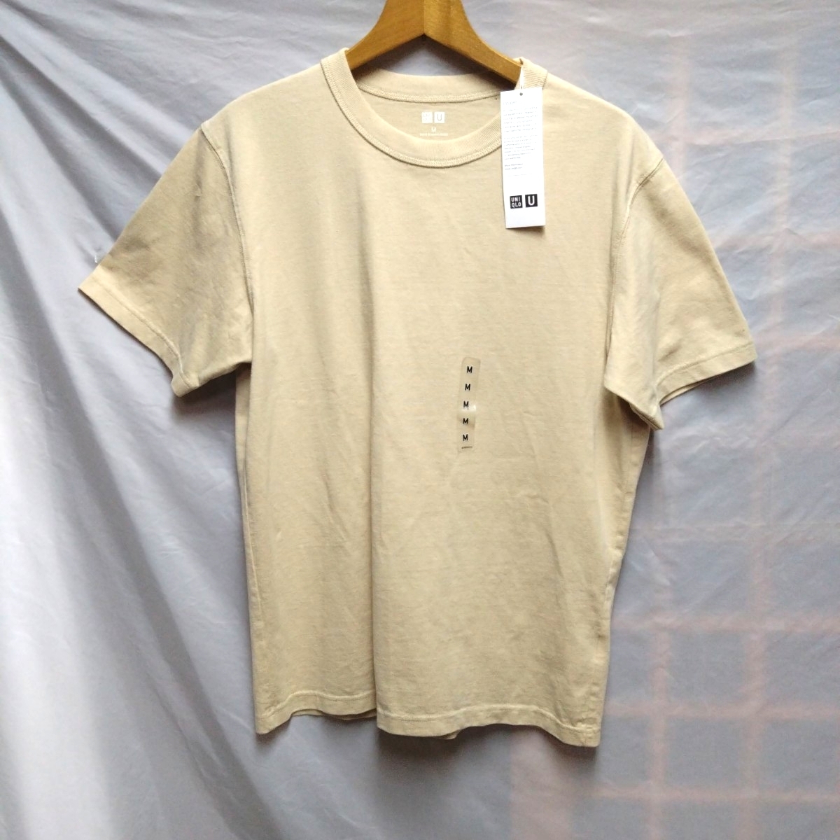 【未使用・タグ付き】 UNIQLO クルーネック Tシャツ Mサイズ 半袖 ベージュ系 ユニクロ拍卖