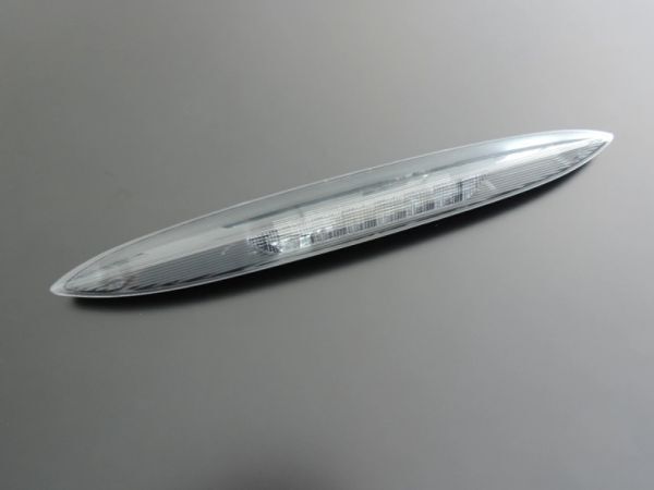新品 純正品 NISSAN 日産 クリアハイマウントストップランプ セレナ C26拍卖