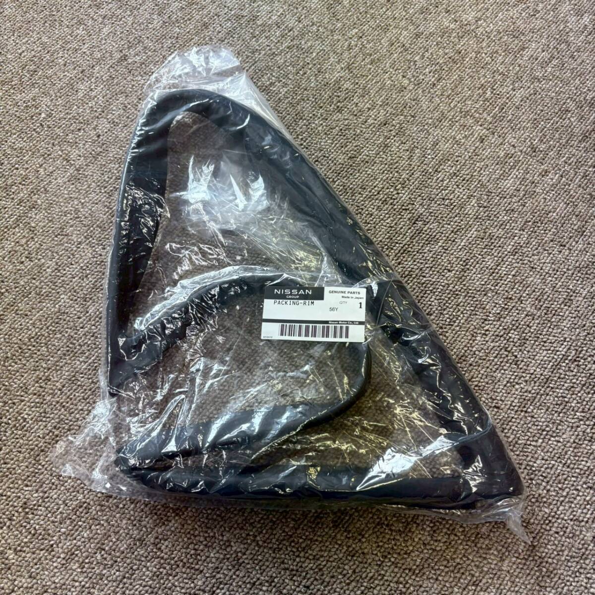 【新品】 日産純正 Z32 フェアレディZ 300ZX ヘッドライト ランプ エンドラバー 左 NISSAN Headlamp end rubber LH拍卖