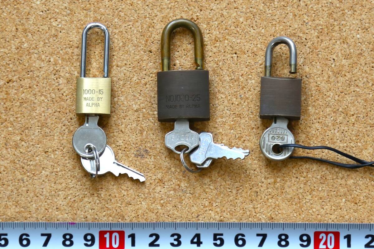 【中古・3つセット】南京錠3つ(左からALFA製、ALFA製、メーカー不明)拍卖