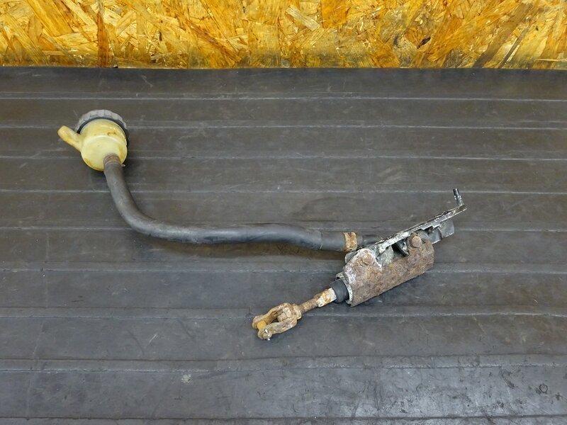 【250821】ドラッグスター1100(VP10J-000)◇ リアブレーキマスターシリンダー ブレーキマスター Φ1/2 固着 劣化有拍卖