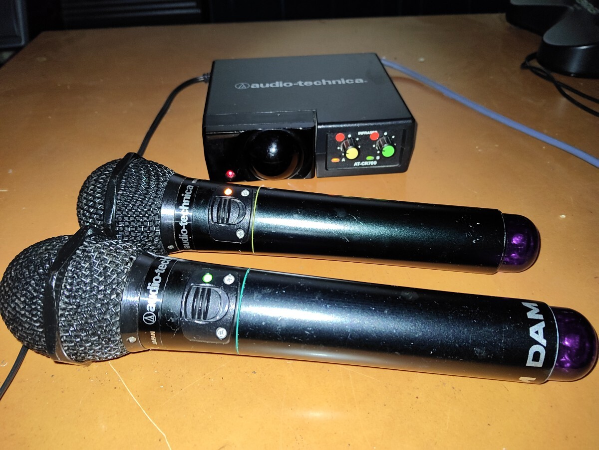 オーディオテクニカ赤外線レシーバーAT-CR700..マイクAT-CLM7000TX. AT-CLM7700TXバッテリー付き、動作品。拍卖