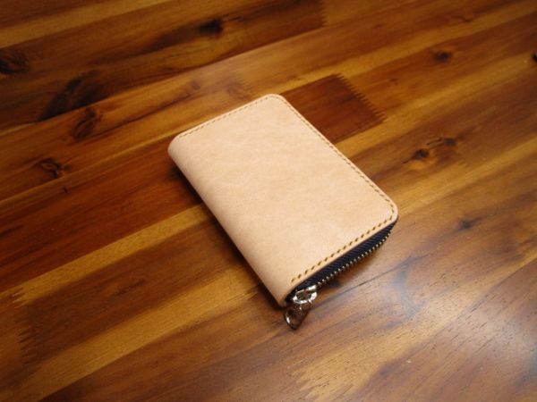 ファスナー 小銭入れ 栃木レザー ナチュラル ミニ コンパクト 財布 ラウンドファスナー キャッシュレス ミニマル 革 生成り コインケース拍卖