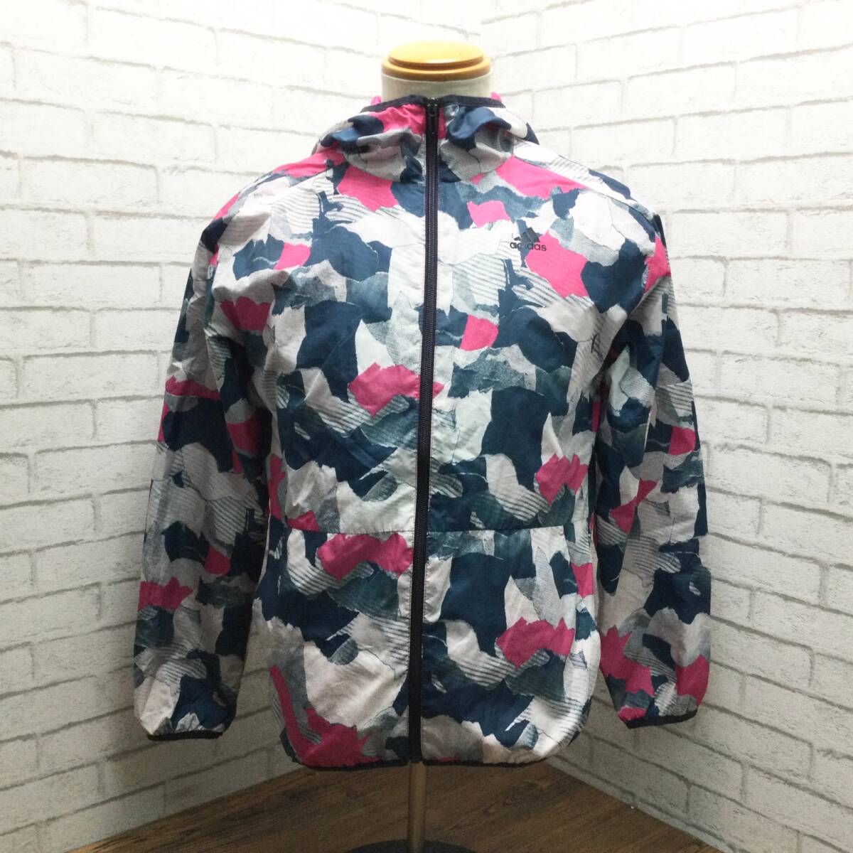 8089 adidas アディダス GRAPHIC WINDBREAKER ウィンドブレーカー DV0772 レディース フーディー ジャケット OTサイズ拍卖