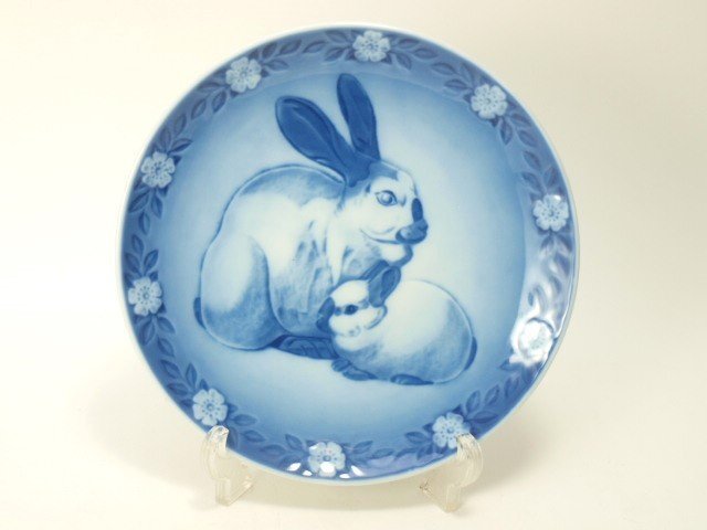 ★★ロイヤルコペンハーゲン 1985年 マザーズデイ 母の日 プレート 15cm うさぎの親子★AYS29952拍卖