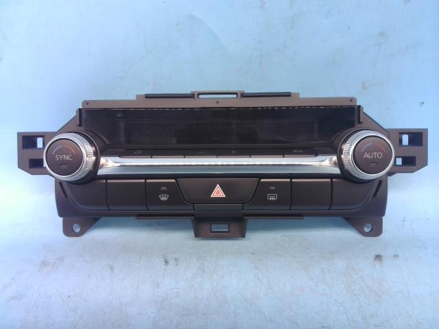 MAZDA3 6BA-BP5P エアコン スイッチ パネル スカイアクティブ-G 47C B0L6-61190 B0L6-61-190拍卖