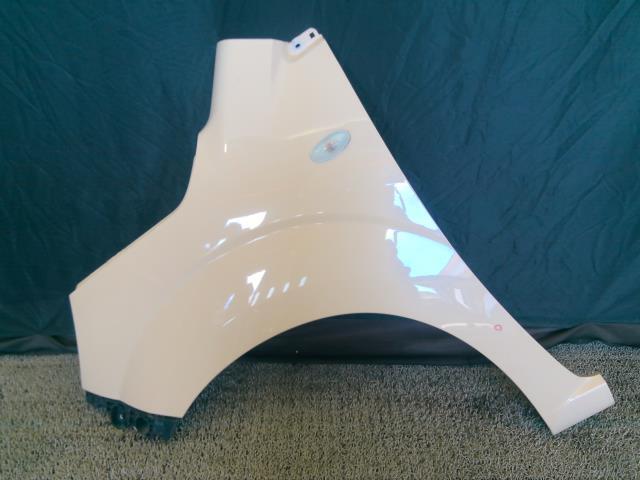 MRワゴン DBA-MF33S フロント左フェンダー ECO-L ZGF 57711-50M00拍卖