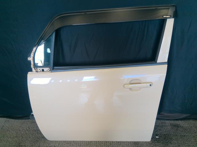 MRワゴン DBA-MF33S フロント 左 ドア ECO-L ZGF 68002-50M00 68002-50M01拍卖