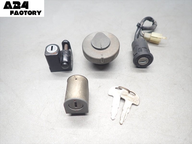 H1R7-0731 ホンダ スーパーカブ50 カスタム キーセット メイン ホルダー キャップ 実動 【C50-026~ 4速セル付き 動画有】拍卖