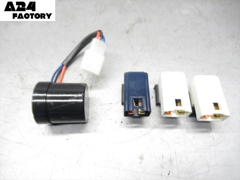 B1R7-0415 ヤマハ マジェスティ250C ウインカー リレー 実動車取外し品 【SG03J-058*** 2003年式 動画有】拍卖