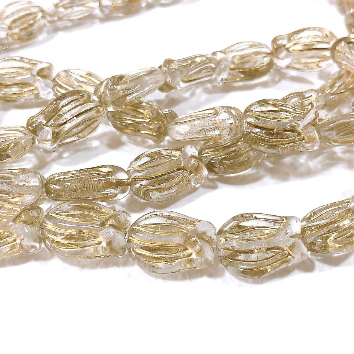 TULIP チューリップ 4個 チェコビーズ cgo拍卖