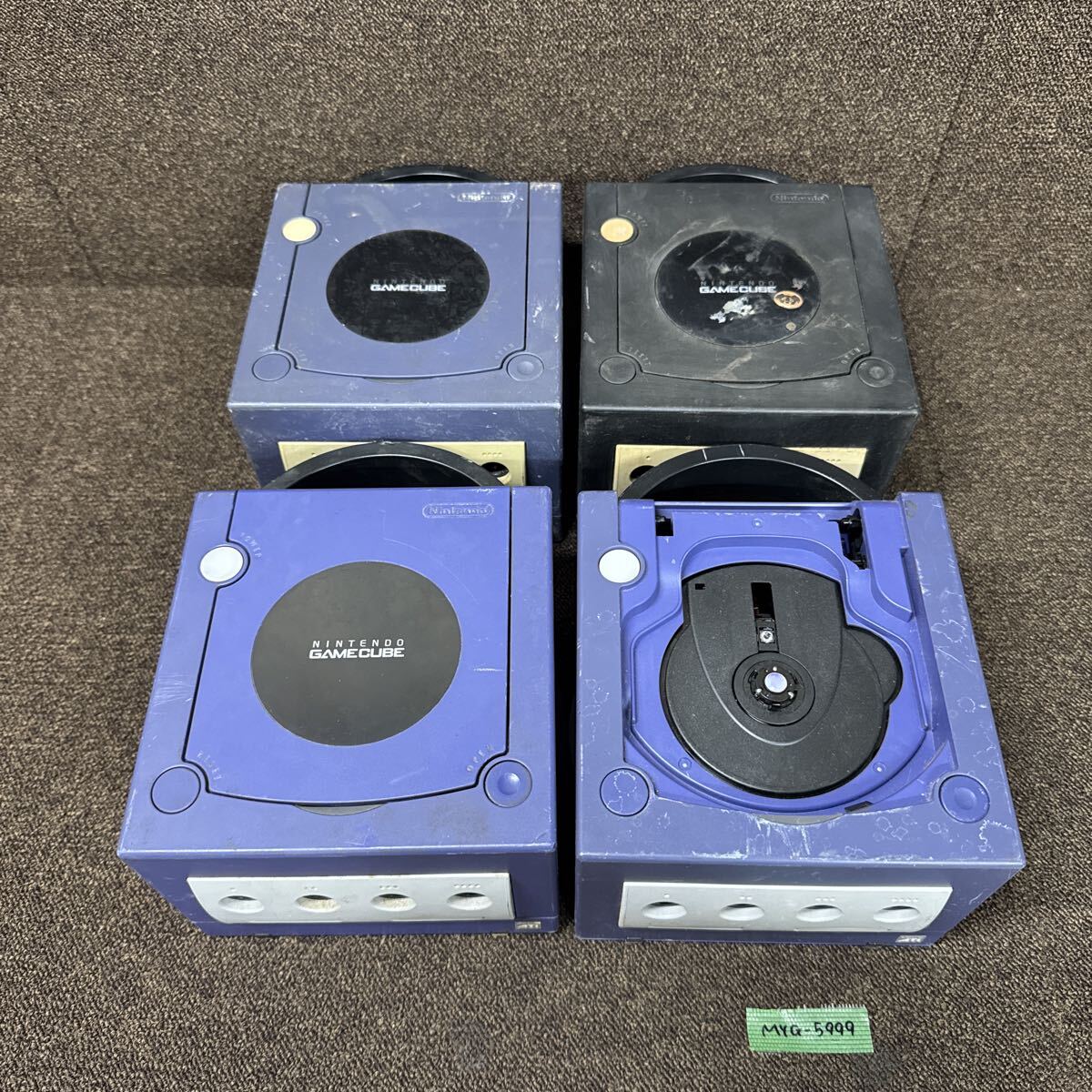 MYG-5999 激安 ゲー厶機 Nintendo GAMECUBE 4点 まとめ売り ゲームキューブ 動作未確認 ジャンク 同梱不可拍卖