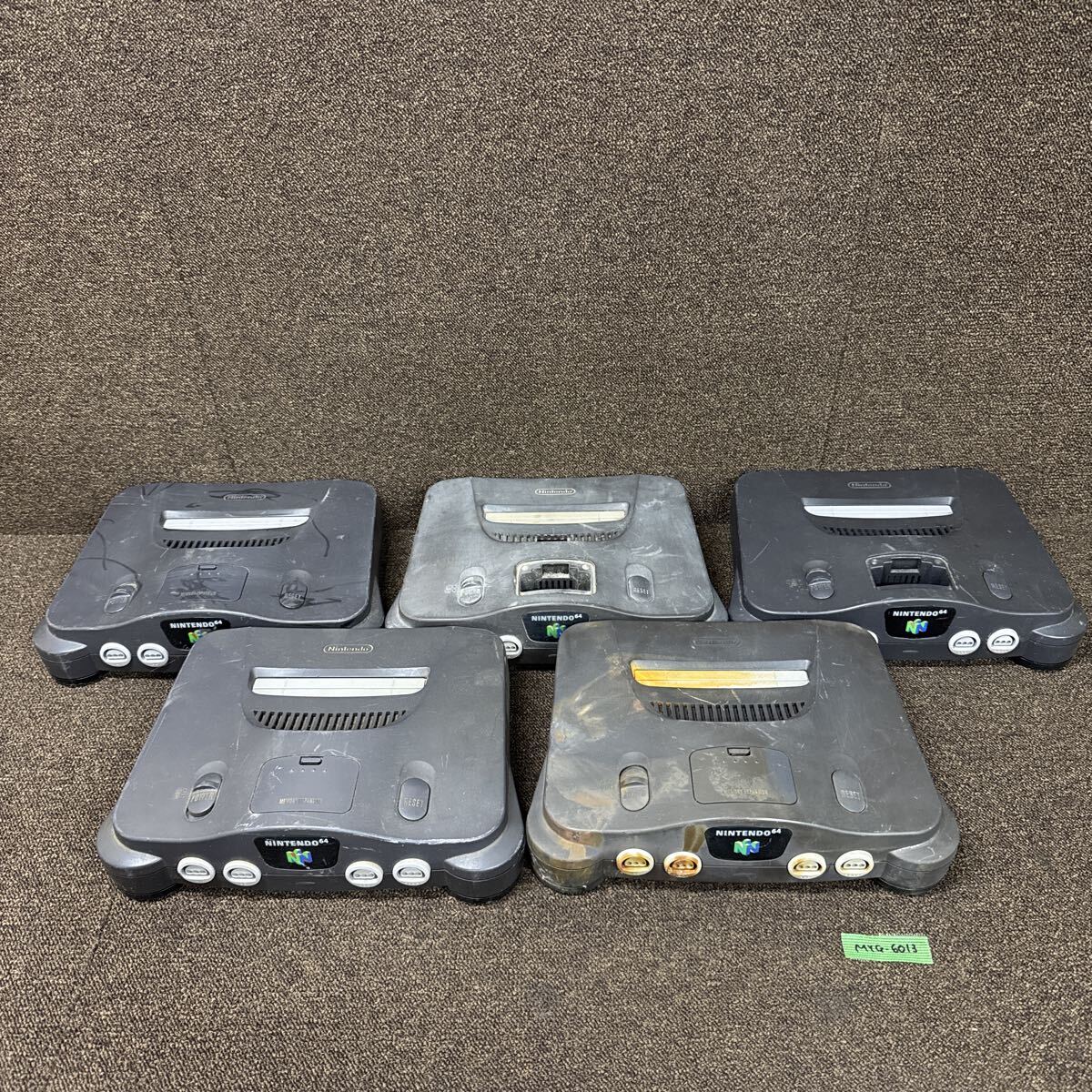 MYG-6013 激安 ゲー厶機 任天堂 Nintendo64 NUS-001 5点 まとめ売り 動作未確認 ジャンク 同梱不可拍卖