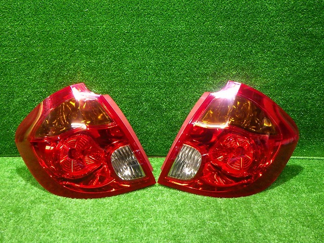 ベリーサ テールレンズ 左右 DC5R DC5W P4417 マツダ 250821018拍卖