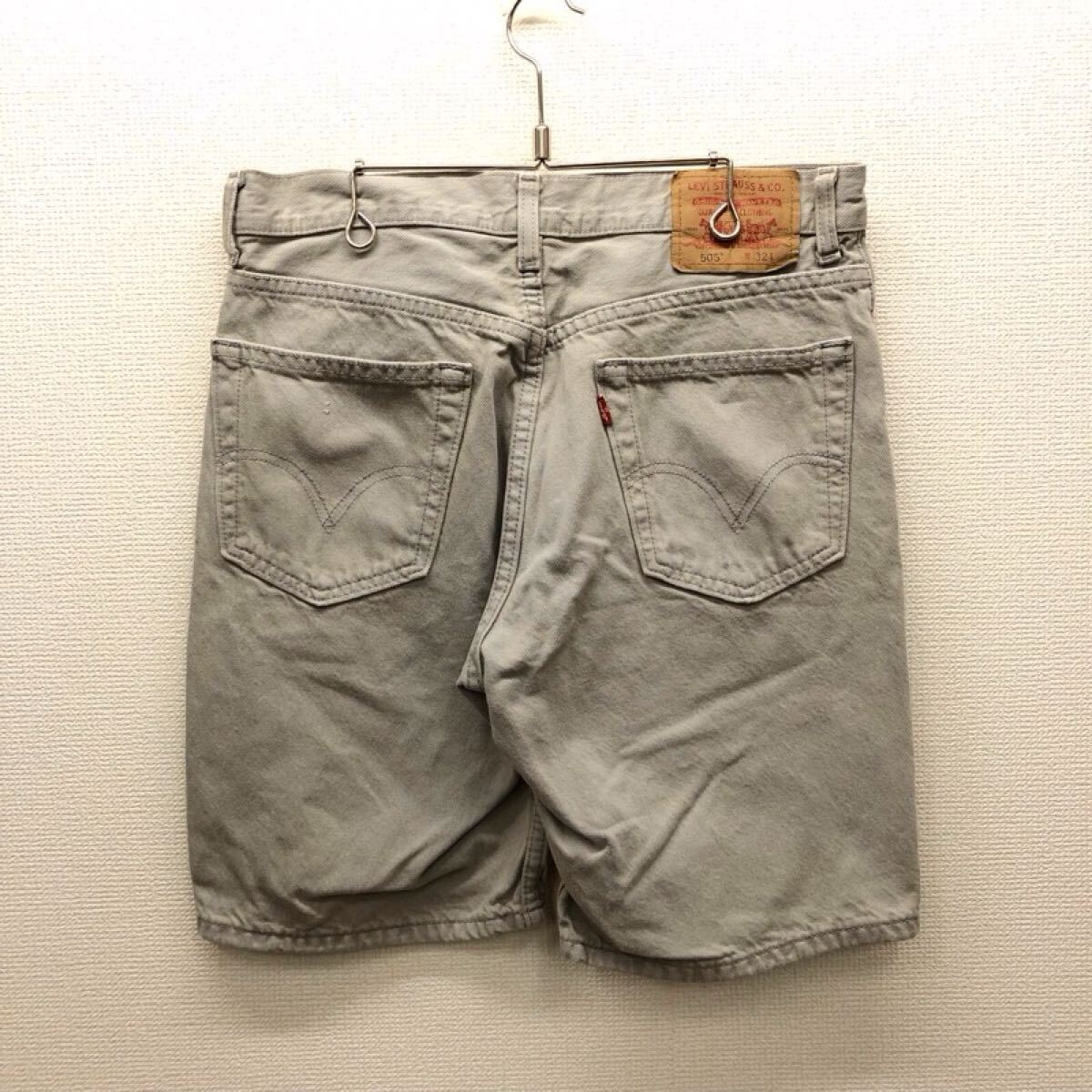 【GH213】Levi's 505 W32 カラーハーフパンツ グレージュ メンズブランド古着 リーバイス505 ショートパンツ 送料無料拍卖